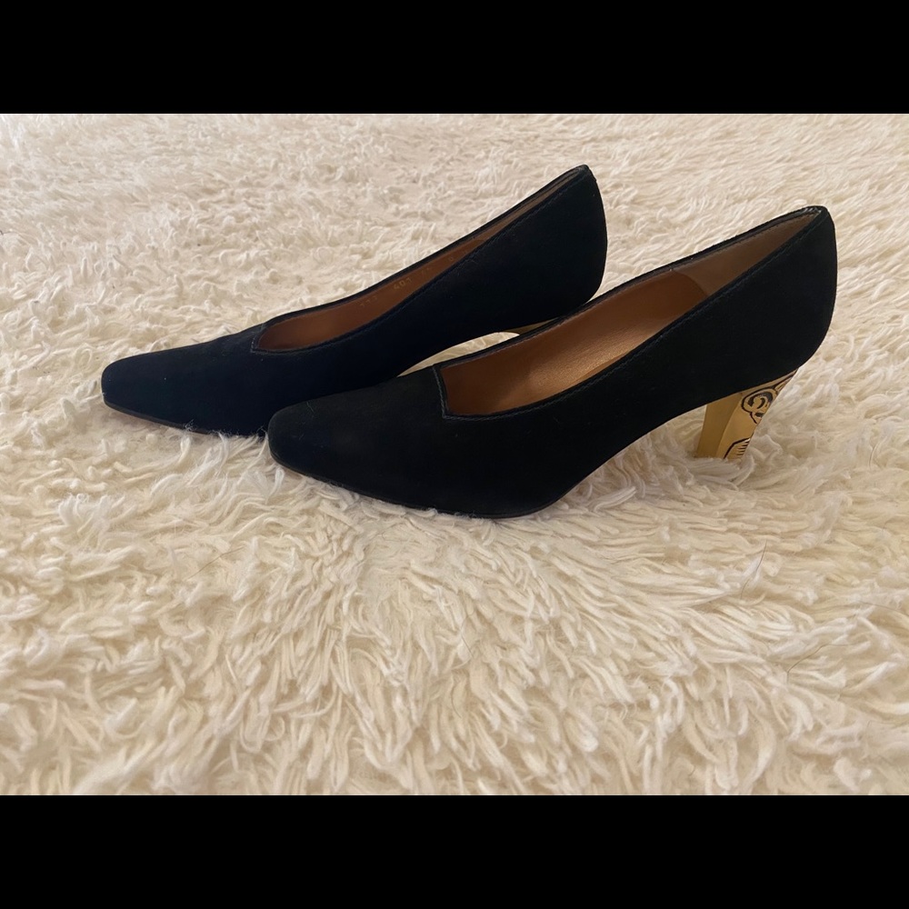 VINTAGE Bally black w/ GOLD Art Deco heel
